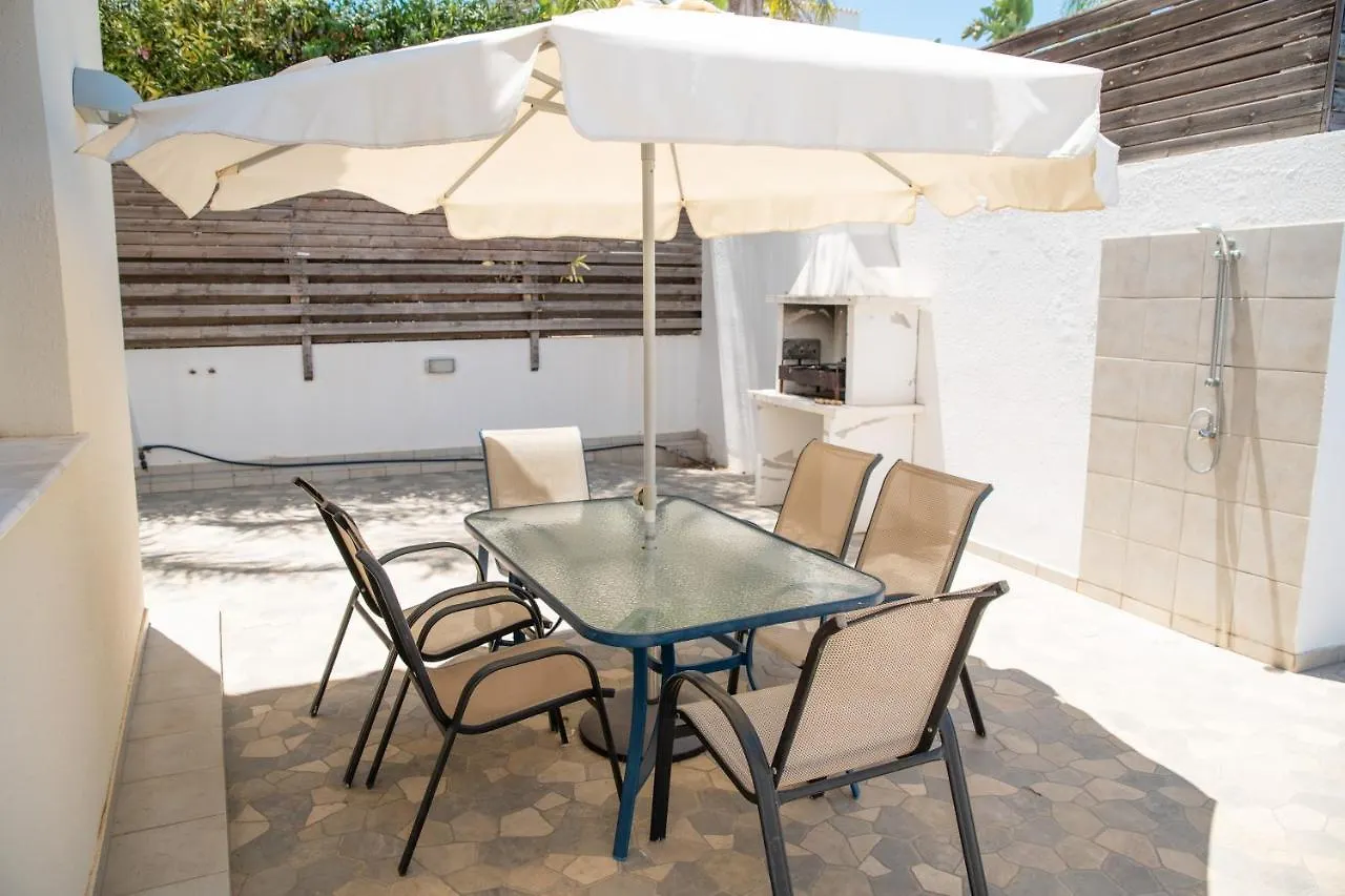 Fig Tree Villa Ekaterina 3 Bdrm بروتاراس