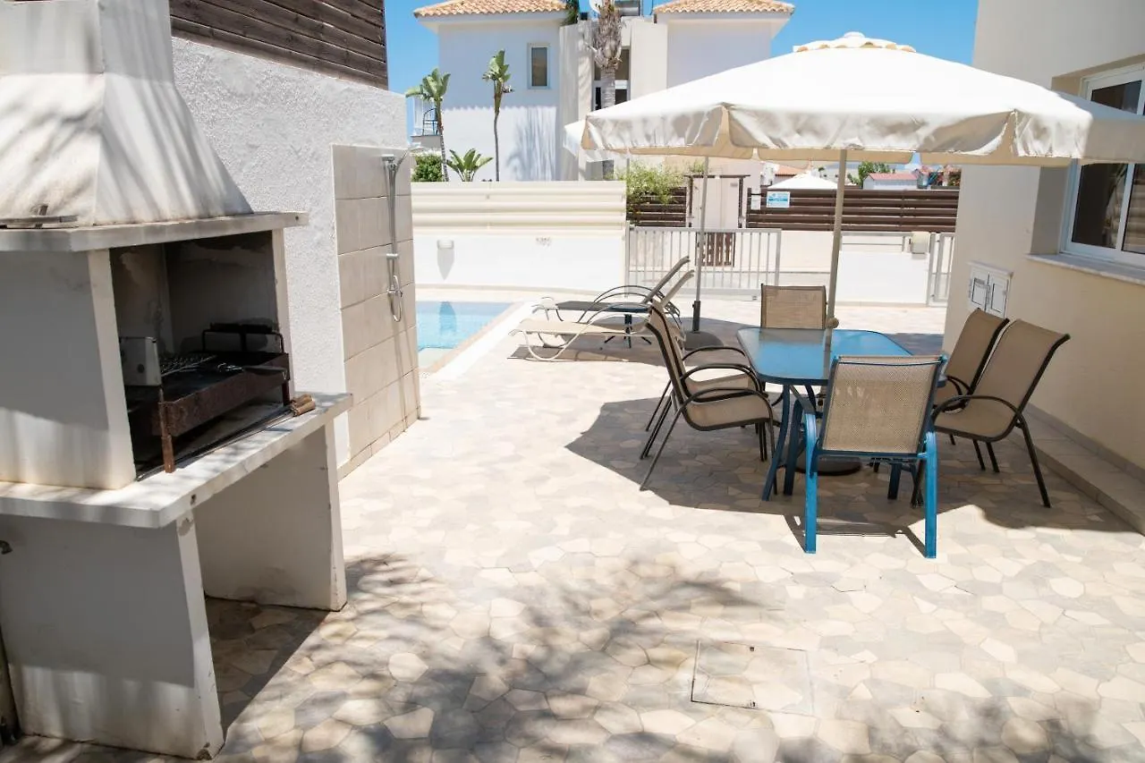 Fig Tree Villa Ekaterina 3 Bdrm بروتاراس قبرص