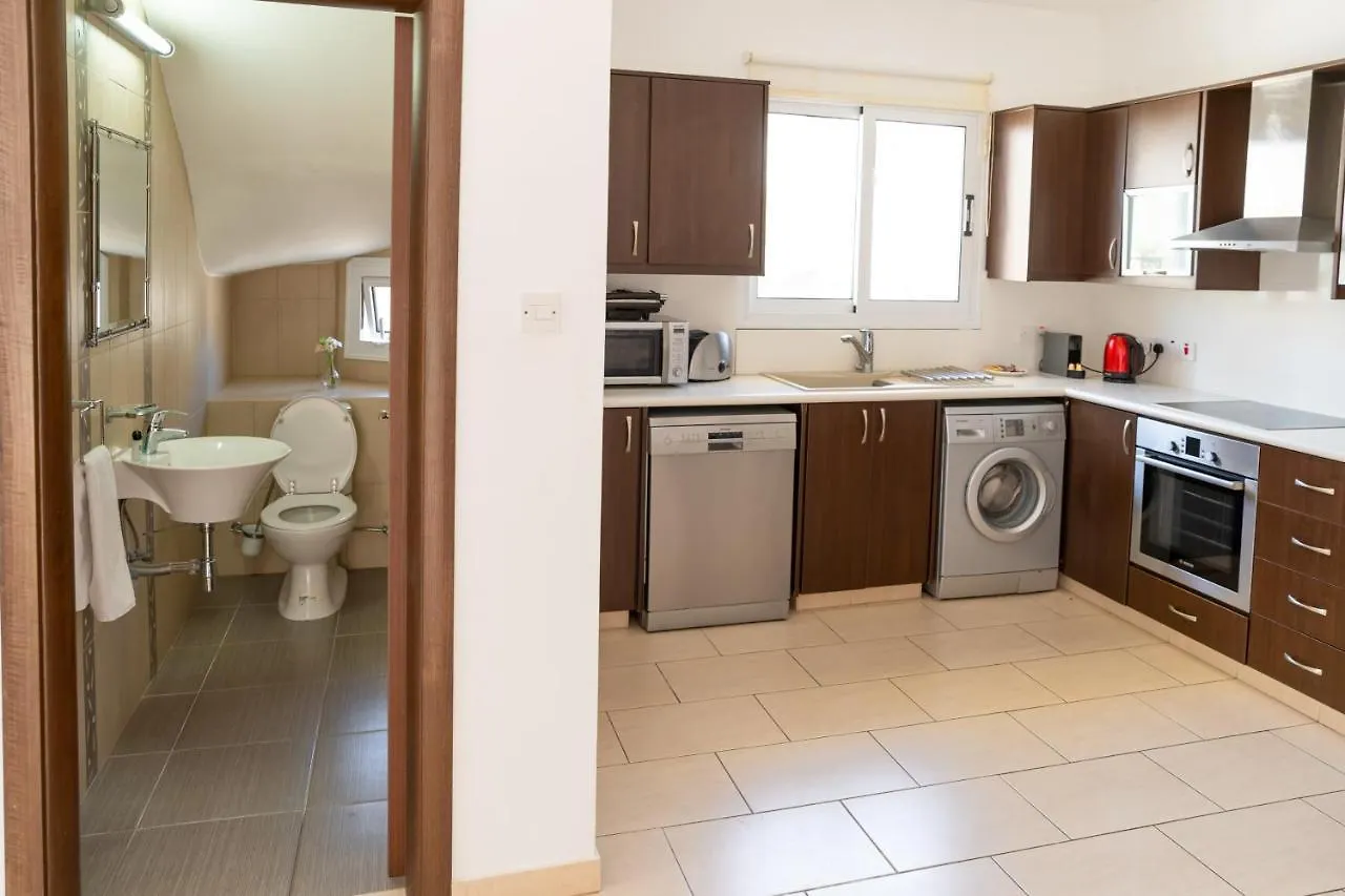 Fig Tree Villa Ekaterina 3 Bdrm بروتاراس