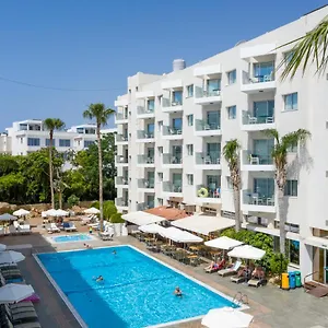 Ξενοδοχείο με διαμερίσματα Alva, Πρωταράς